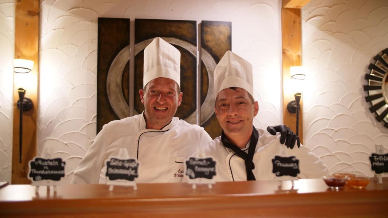 Landhotel Grabinger Schwandorf Bagian luar foto