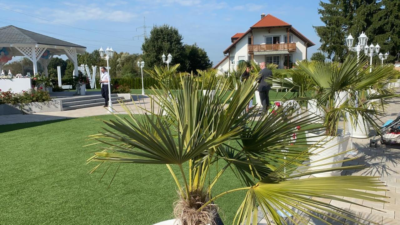 Landhotel Grabinger Schwandorf Bagian luar foto
