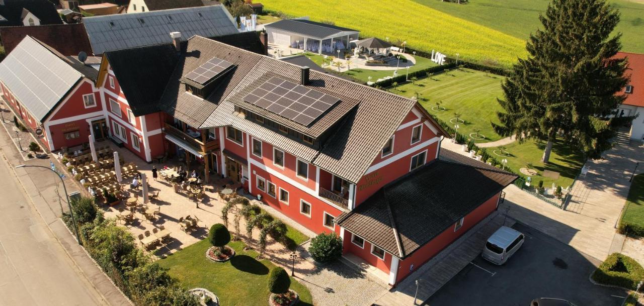 Landhotel Grabinger Schwandorf Bagian luar foto