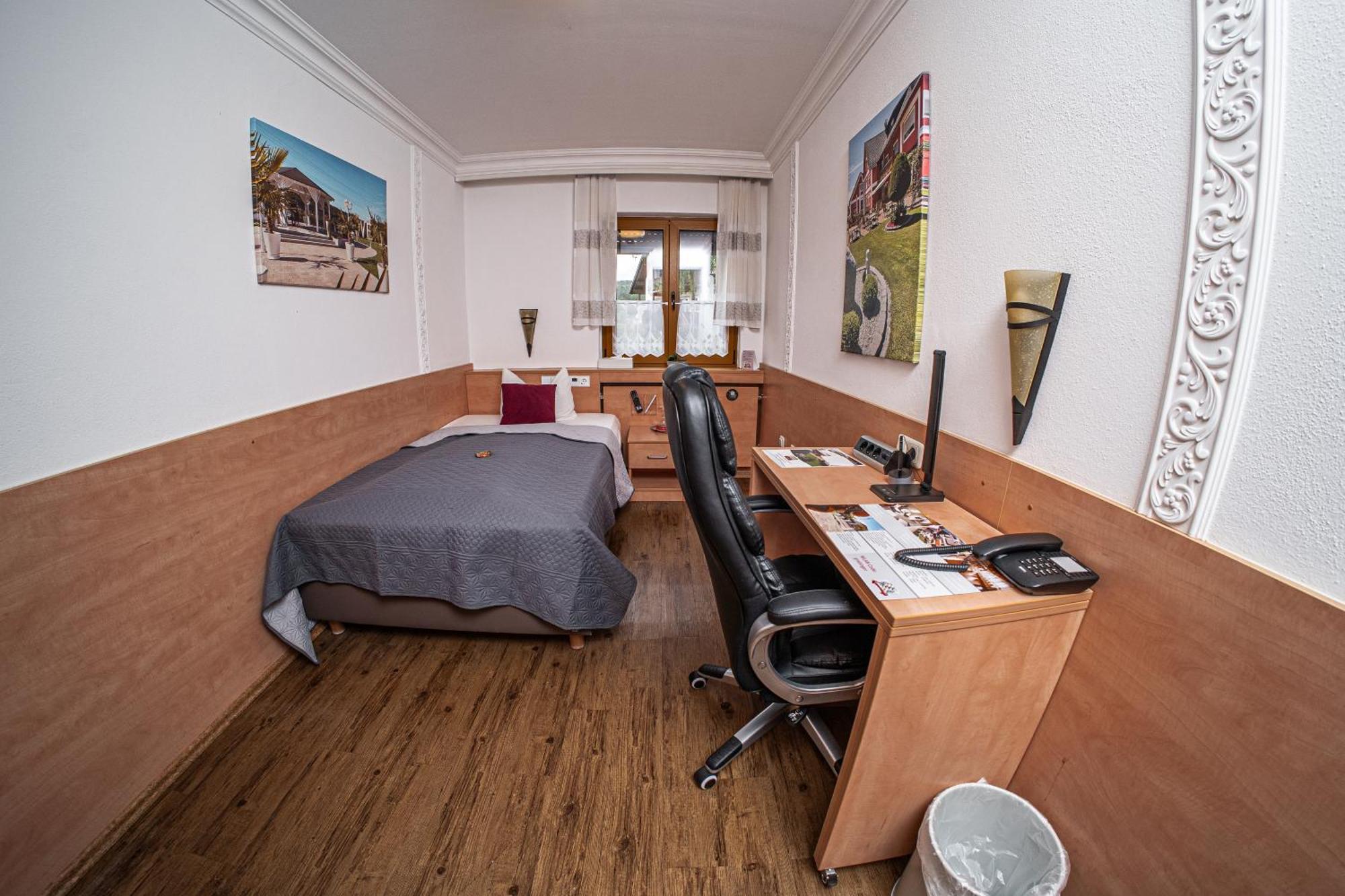 Landhotel Grabinger Schwandorf Bagian luar foto