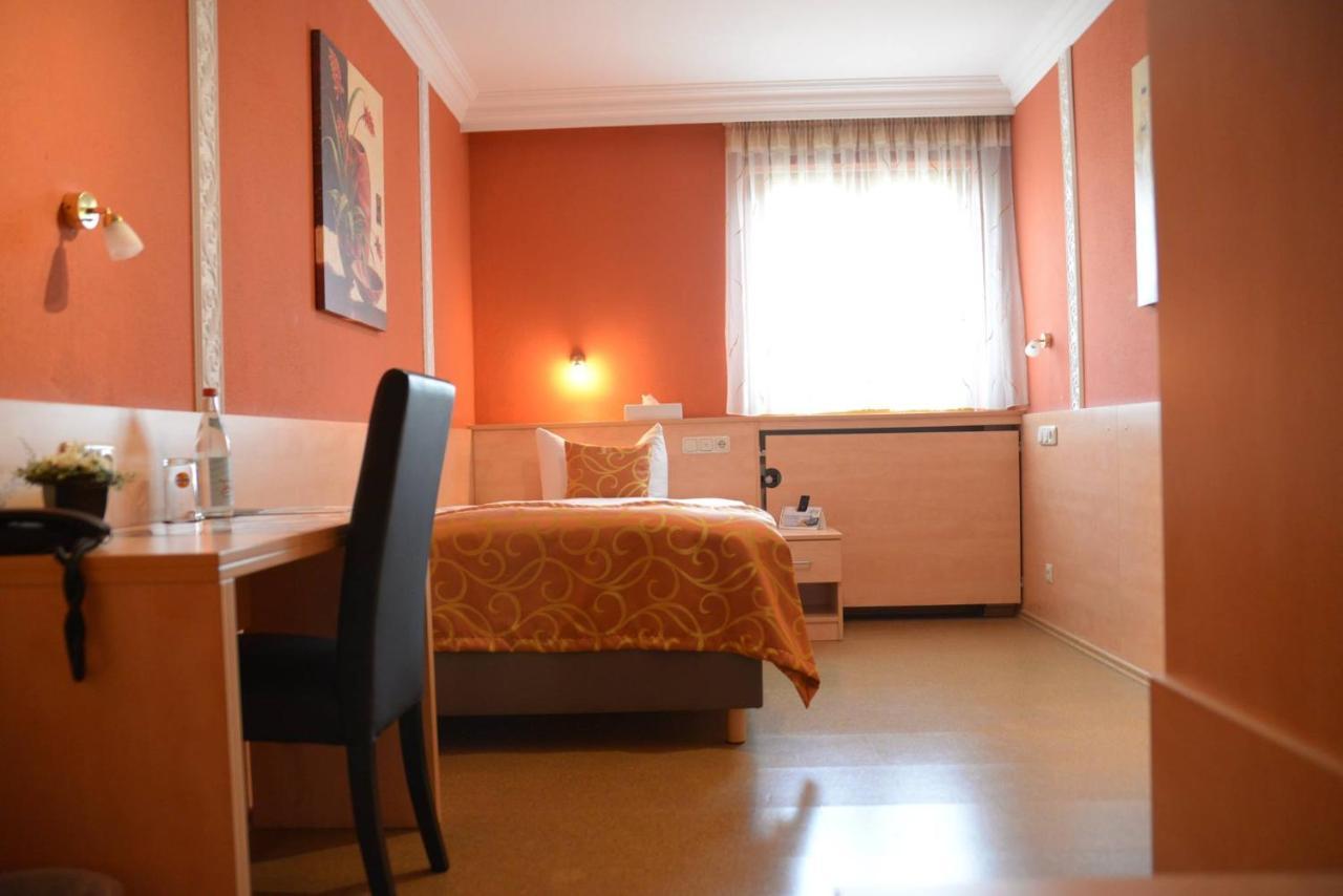 Landhotel Grabinger Schwandorf Bagian luar foto
