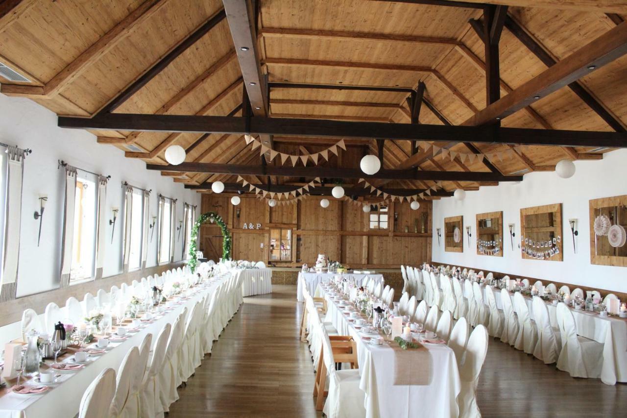 Landhotel Grabinger Schwandorf Bagian luar foto