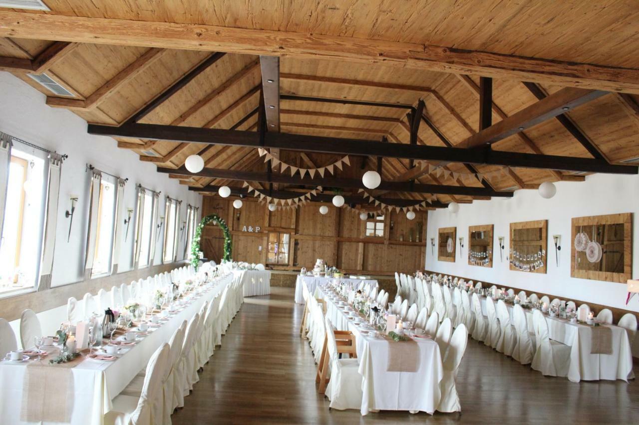 Landhotel Grabinger Schwandorf Bagian luar foto